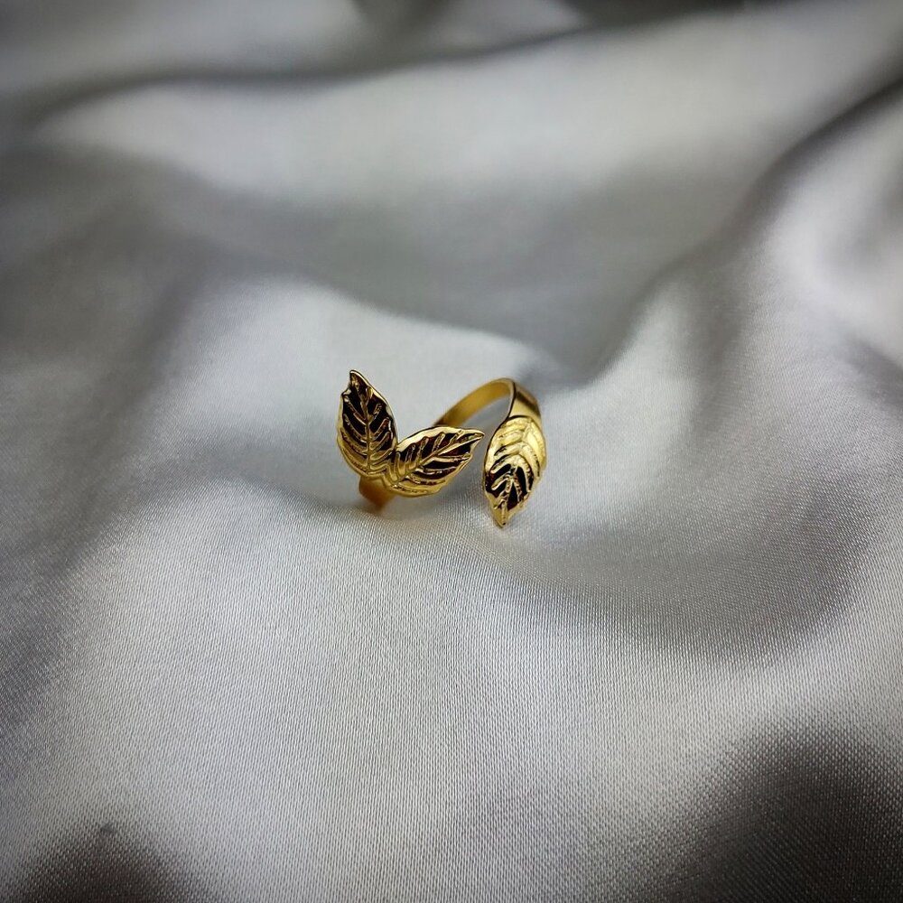 Leaf Wrap Ring